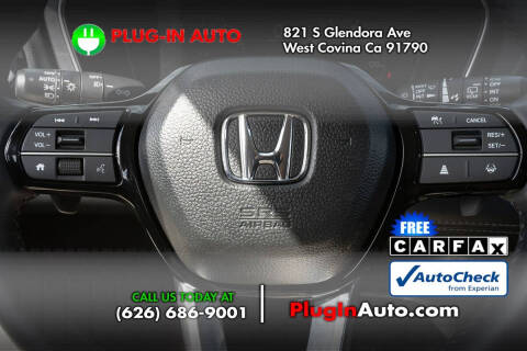 2023 Honda Pilot EX-L w/Rear Captain's Chairs