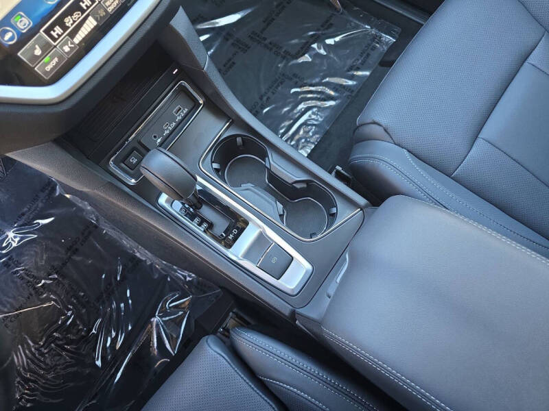 2024 Subaru Ascent Limited 8-Passenger