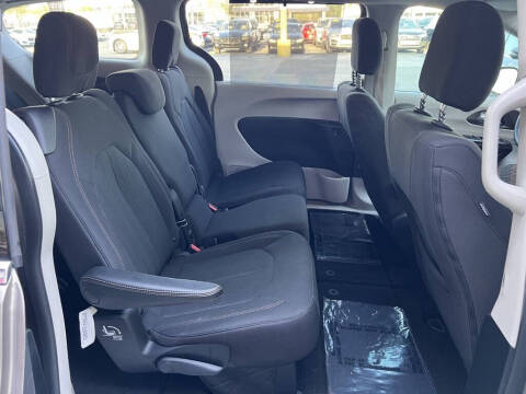 2018 Chrysler Pacifica Touring Plus