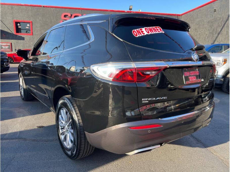 2024 Buick Enclave Premium