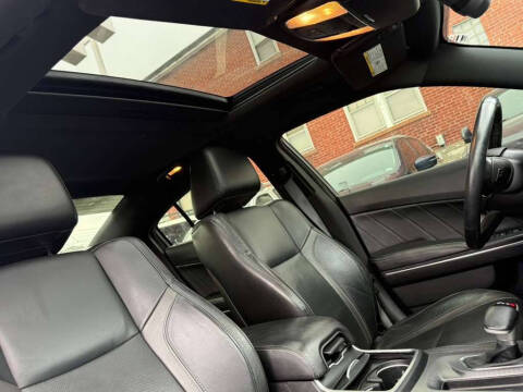 2015 Dodge Charger SXT