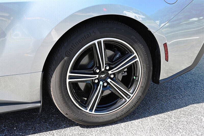 2024 Ford Mustang 14