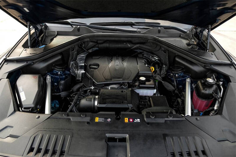 2025 Genesis GV80 2.5T Standard