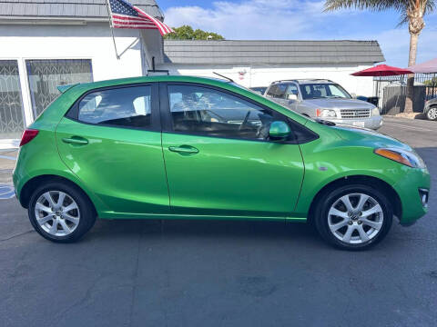 2013 Mazda MAZDA2 Touring