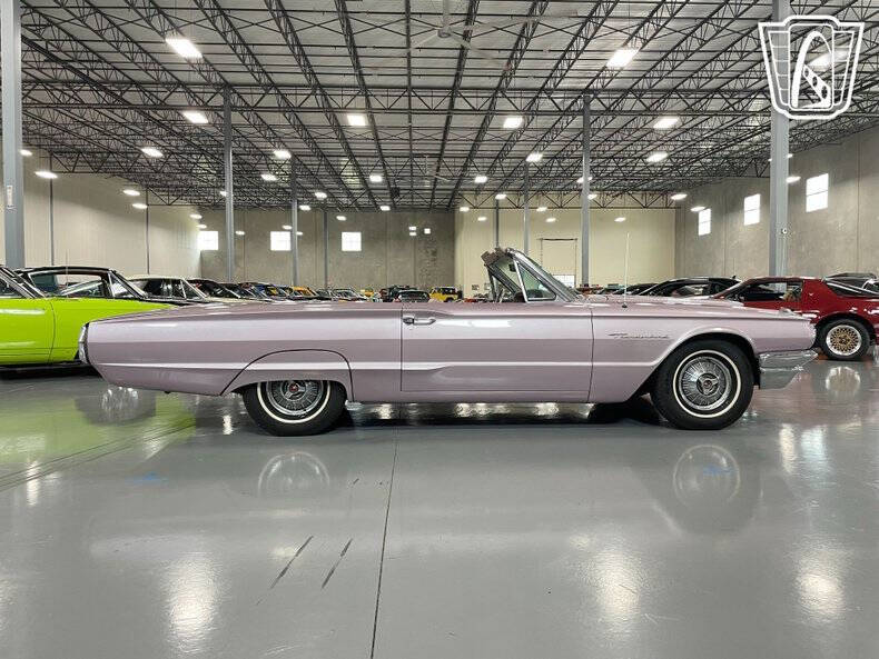 1964 Ford Thunderbird