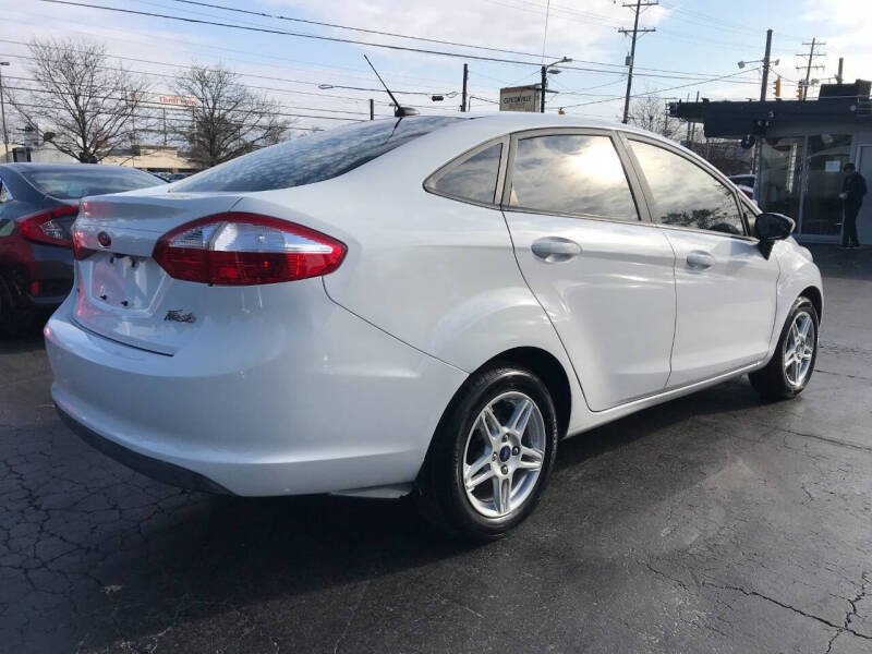 2018 Ford Fiesta SE