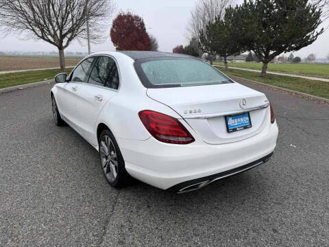 2016 Mercedes-Benz C-Class