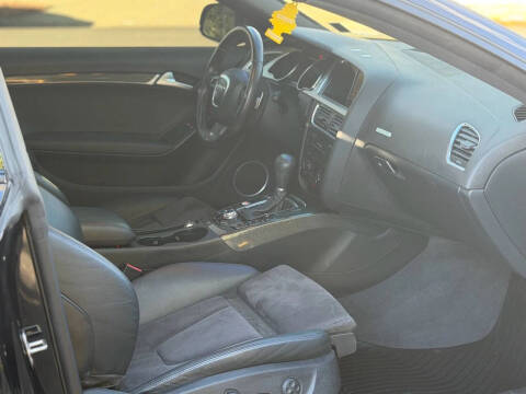 2011 Audi S5 4.2 quattro Prestige