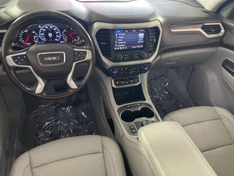 2020 GMC Acadia SLT