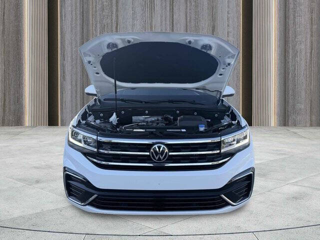 2021 Volkswagen Atlas Cross Sport V6 SE R-Line