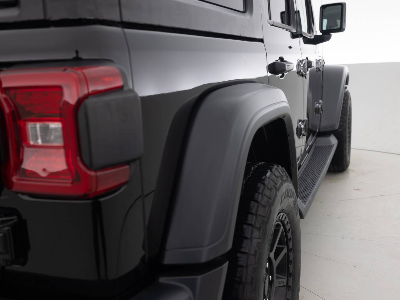 Used Car 2018 Jeep Wrangler Unlimited  Sport S 4x4 4dr Suv (midyear Release) For Sale Under $20,000 In Coal City, Illinois