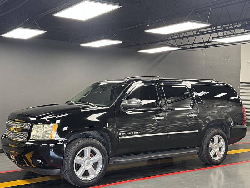 2007 Chevrolet Suburban's photo