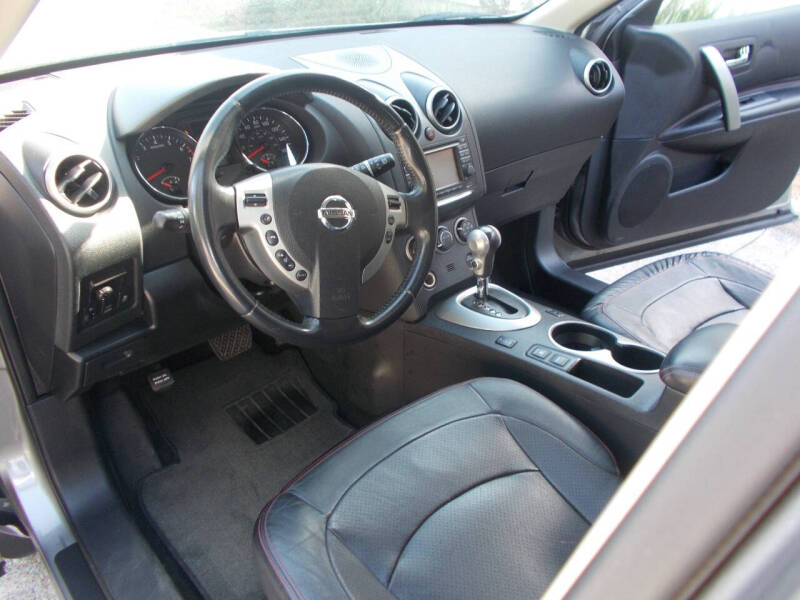 2012 Nissan Rogue SV w/SL Package