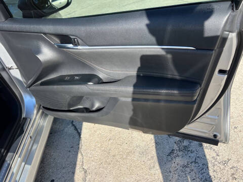 2018 Toyota Camry Hybrid XLE