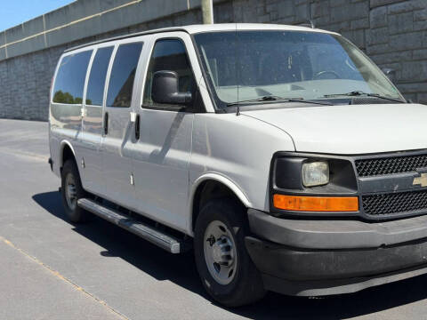 2017 Chevrolet Express LS 2500