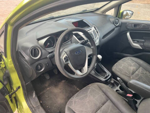2012 Ford Fiesta SE