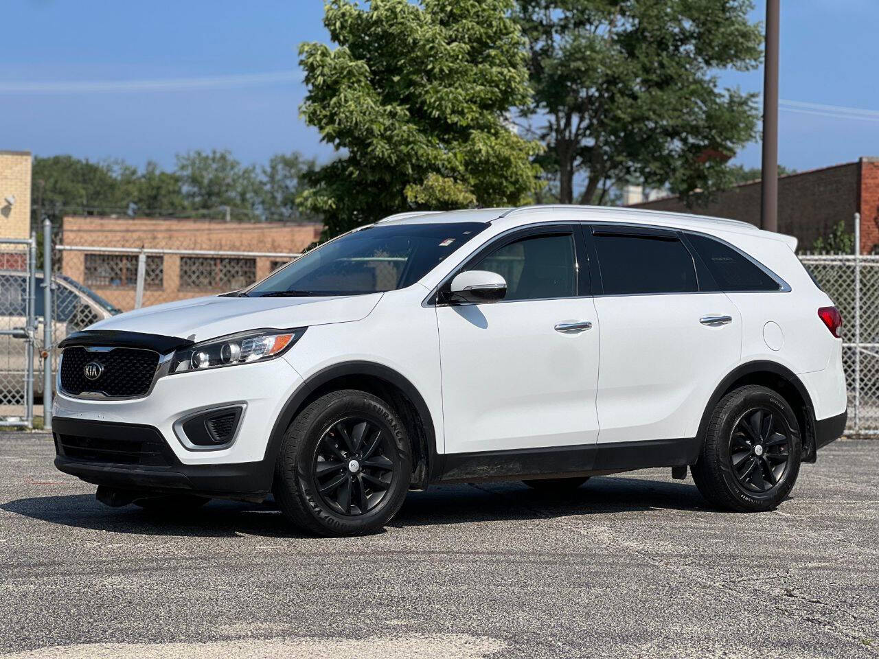 2017 Kia Sorento for sale at Ideal Cars LLC in Skokie, IL