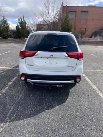 2016 Mitsubishi Outlander