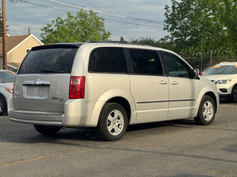 2010 Dodge Grand Caravan SXT