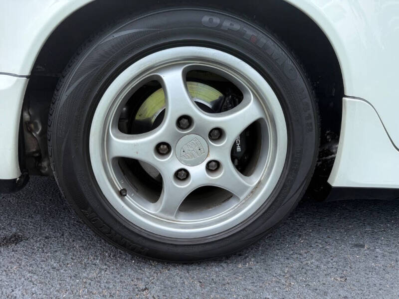 1992 Porsche 911 Carrera 2