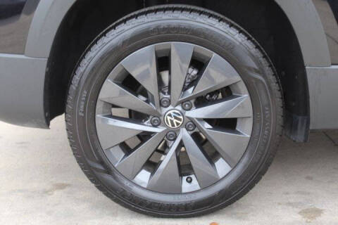 2024 Volkswagen Taos S