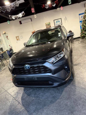 2021 Toyota RAV4 Hybrid XLE Premium
