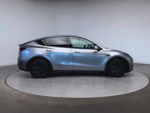 2025 Tesla Model Y Long Range