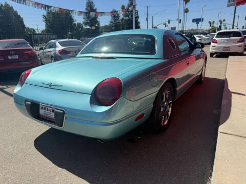 2002 Ford Thunderbird Deluxe