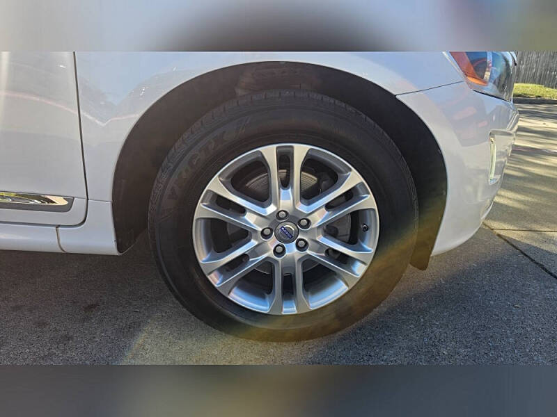 2015 Volvo XC60 T5 Drive-E Platinum