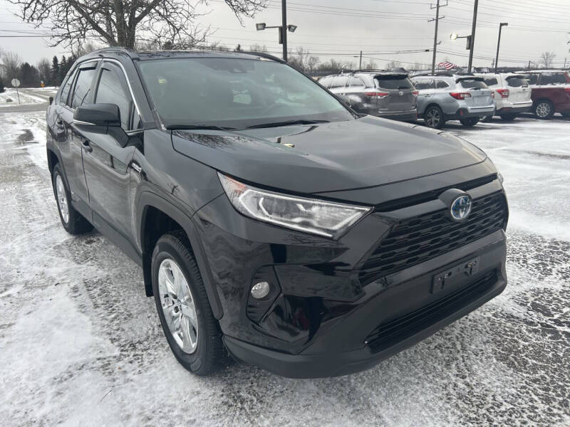 2021 Toyota RAV4 Hybrid XLE