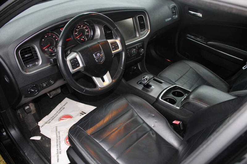 2013 Dodge Charger SXT