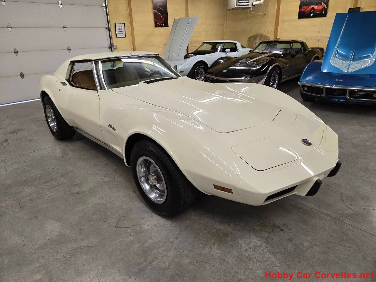 1976 Chevrolet Corvette 36
