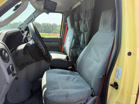 2021 Ford E-Series E-450 SD