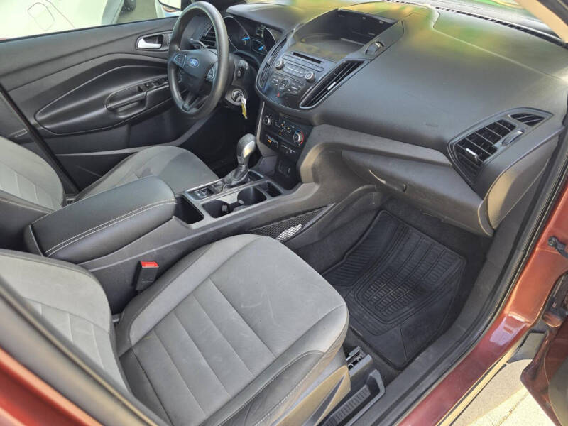 2018 Ford Escape S