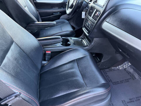 2017 Dodge Grand Caravan GT
