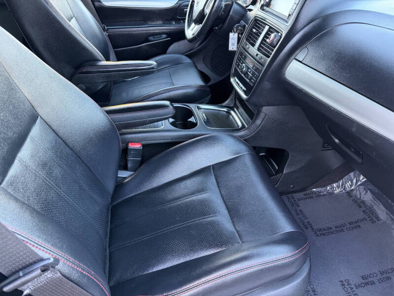 2017 Dodge Grand Caravan GT