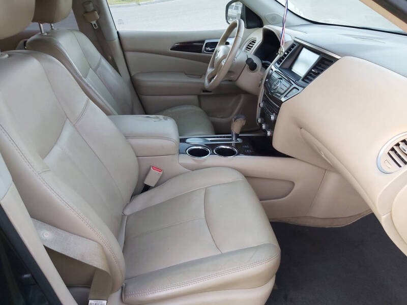 2014 Nissan Pathfinder Platinum