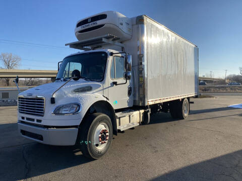 2018 Freightliner M2 106