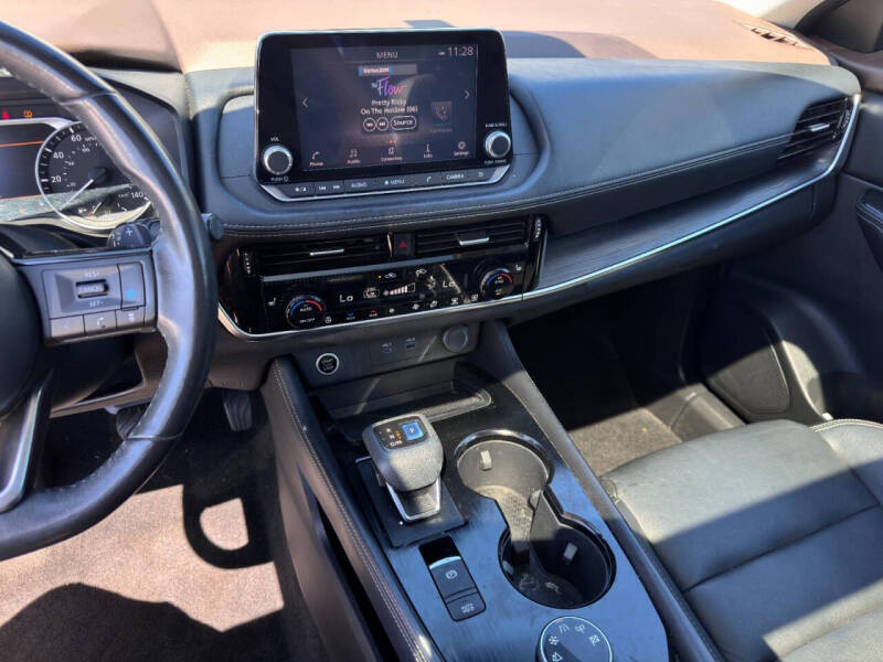 2021 Nissan Rogue SL