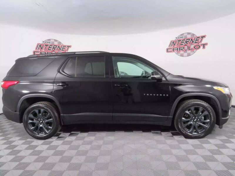 2021 Chevrolet Traverse RS