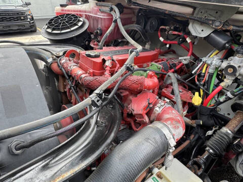 2015 Freightliner M2 106