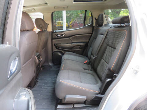 2017 GMC Acadia SLE-2