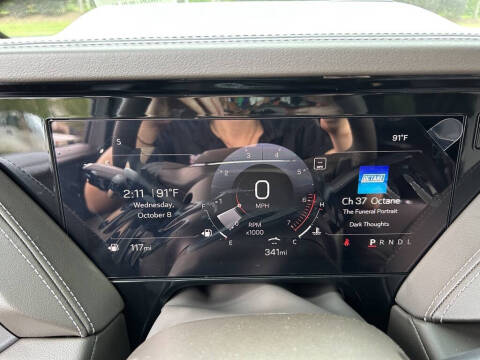 2025 GMC Yukon Elevation