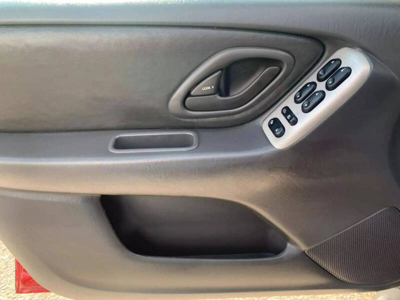 2003 Mazda Tribute ES-V6