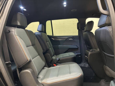 2024 GMC Acadia AT4
