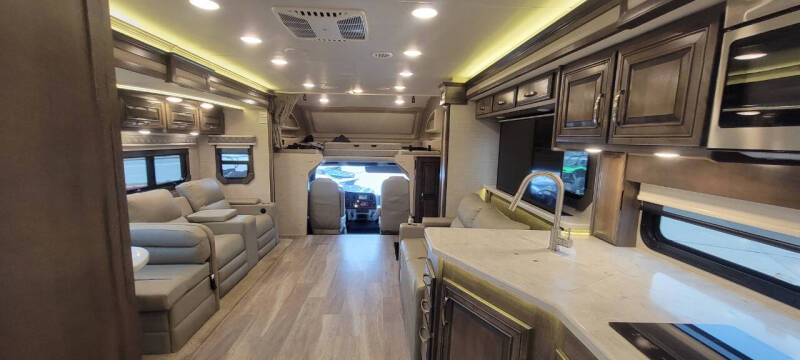 2022 Jayco SENECA 37M