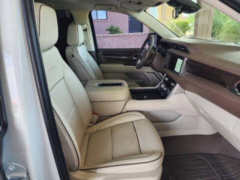 2023 GMC Yukon Denali
