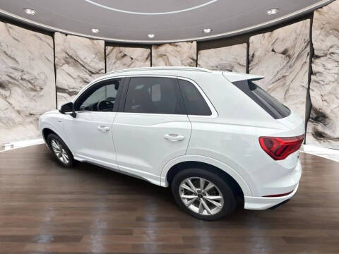 2021 Audi Q3 quattro S line Premium 45 TFSI