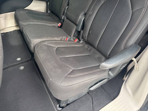 2020 Chrysler Pacifica Touring