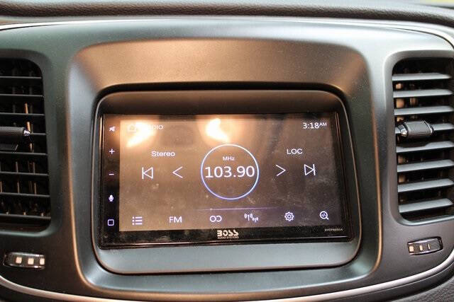 2015 Chrysler 200 LX